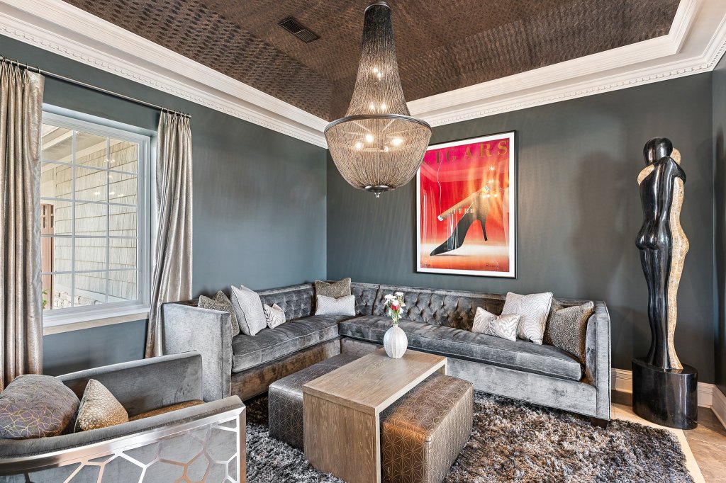 Statement Art at&nbsp;Home