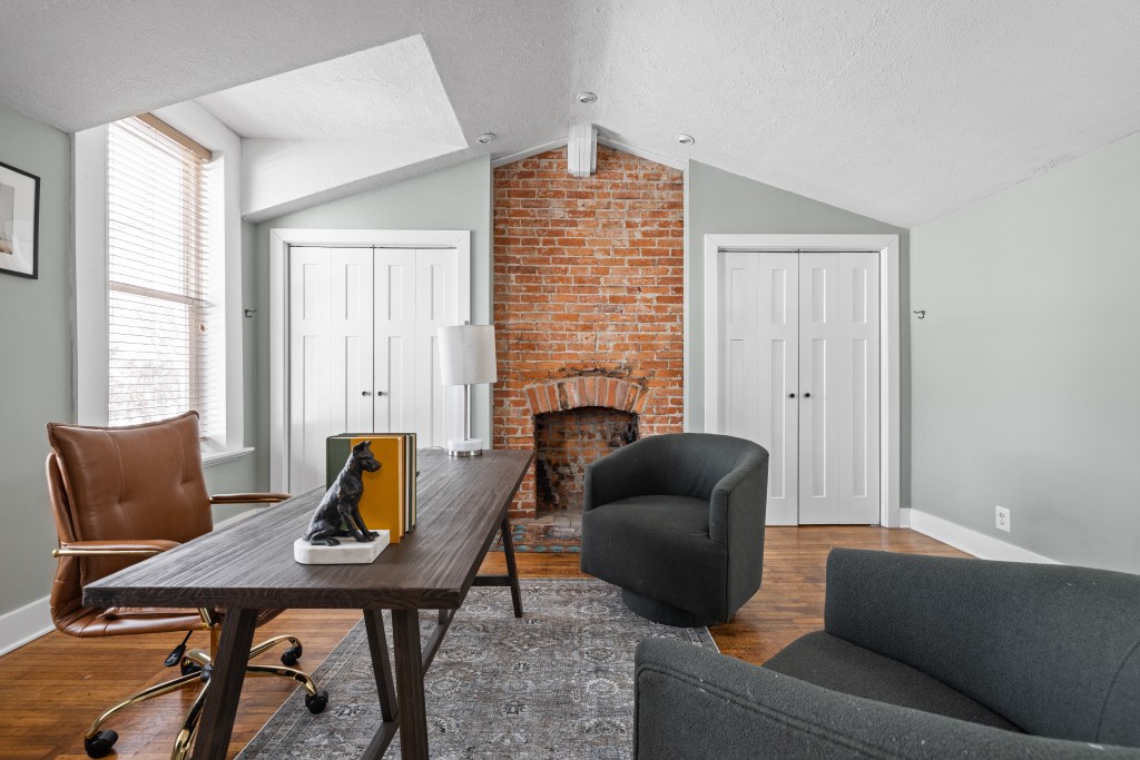 Hoosier Homes Highlights: $350,000-$400,000